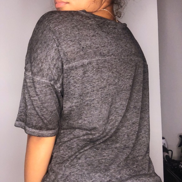 Pink loose shirt - Picture 3 of 3